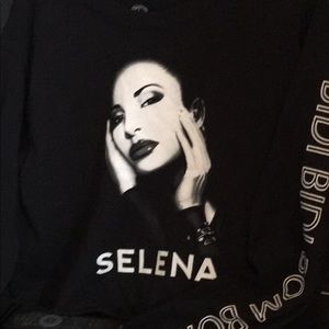 SELENA Long sleeve crop top